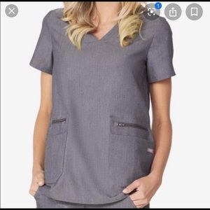 FIGS - XS Graphite ACCRA Performance Top - NWT